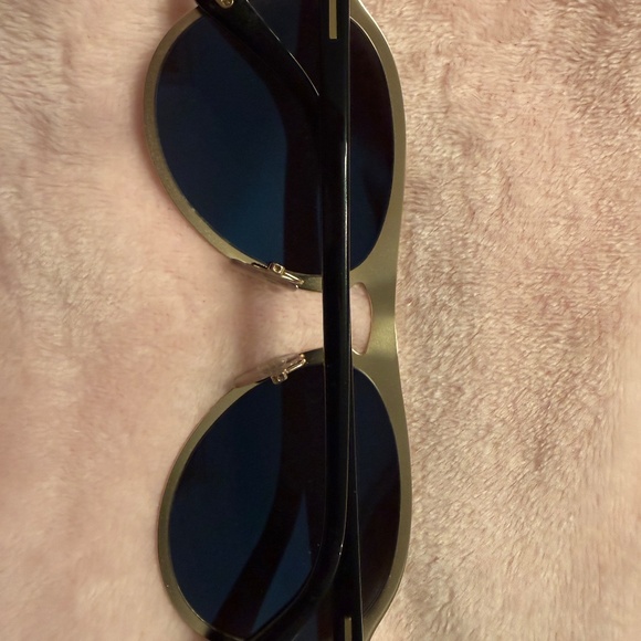 Tom Ford Sunglasses - Picture 2 of 8